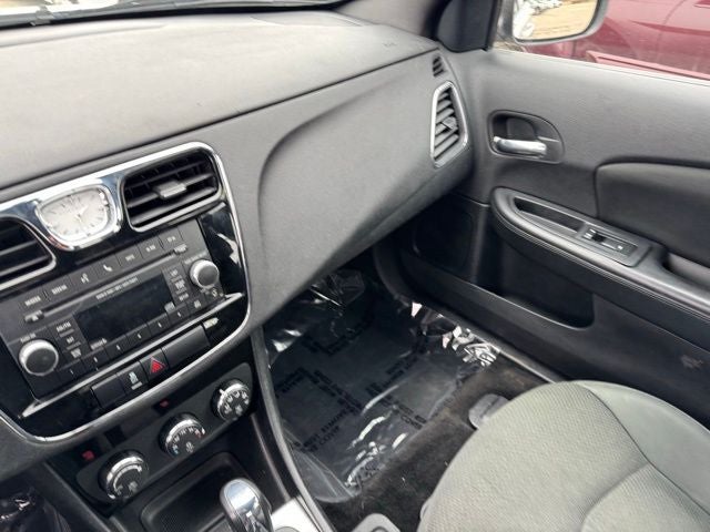 2011 Chrysler 200 Touring