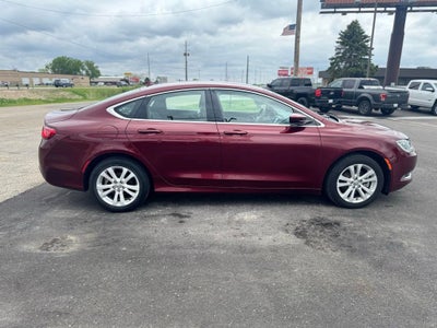 2017 Chrysler 200 Limited