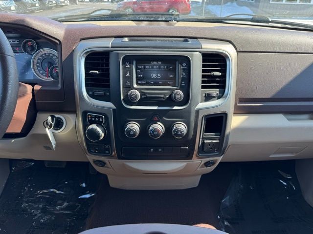 2013 RAM 1500 SLT