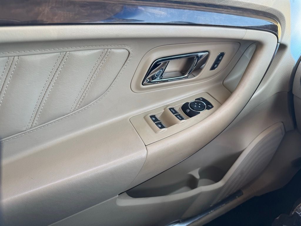 2015 Ford Taurus Limited