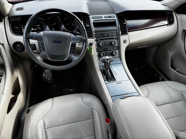 2010 Ford Taurus Limited