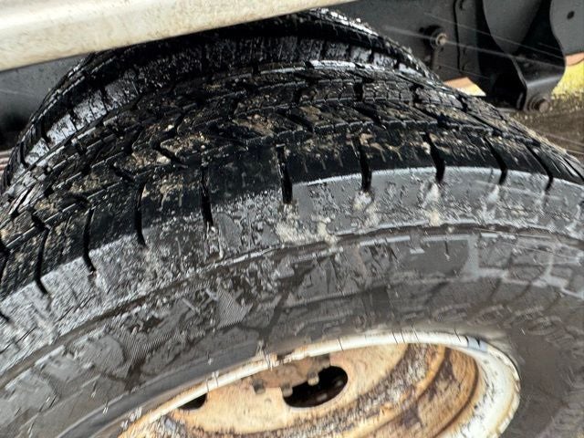 2017 Ford E-350SD Base Cutaway