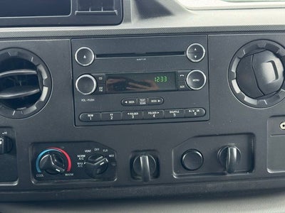 2017 Ford E-350SD Base Cutaway