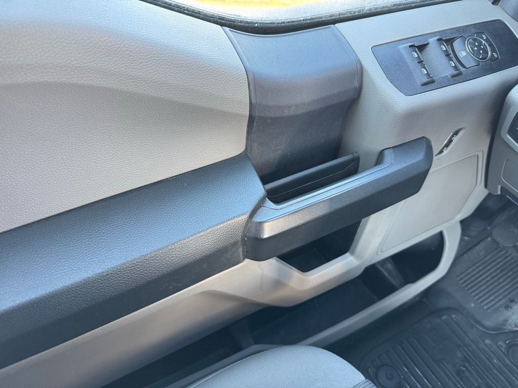 2022 Ford F-350SD XL