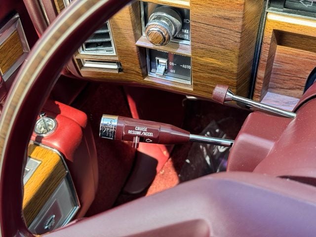 1983 Cadillac DeVille Base