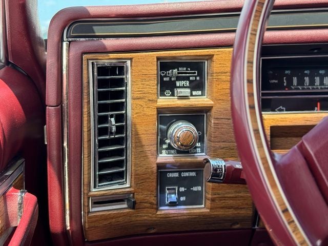 1983 Cadillac DeVille Base
