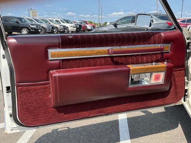1983 Cadillac DeVille Base