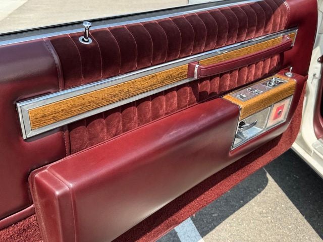 1983 Cadillac DeVille Base