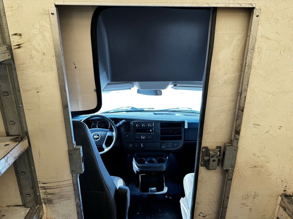 2016 Chevrolet Express 3500 Work Van Cutaway