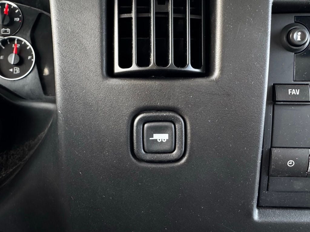 2016 Chevrolet Express 3500 Work Van Cutaway