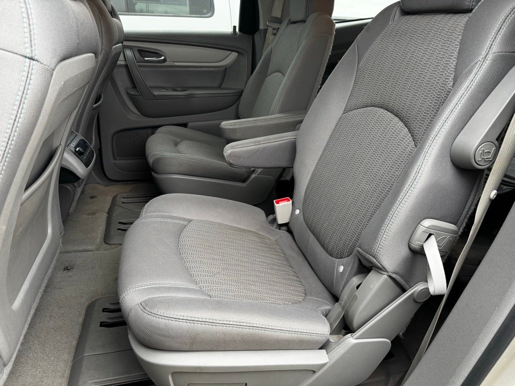 2016 Chevrolet Traverse 2LT 2LT