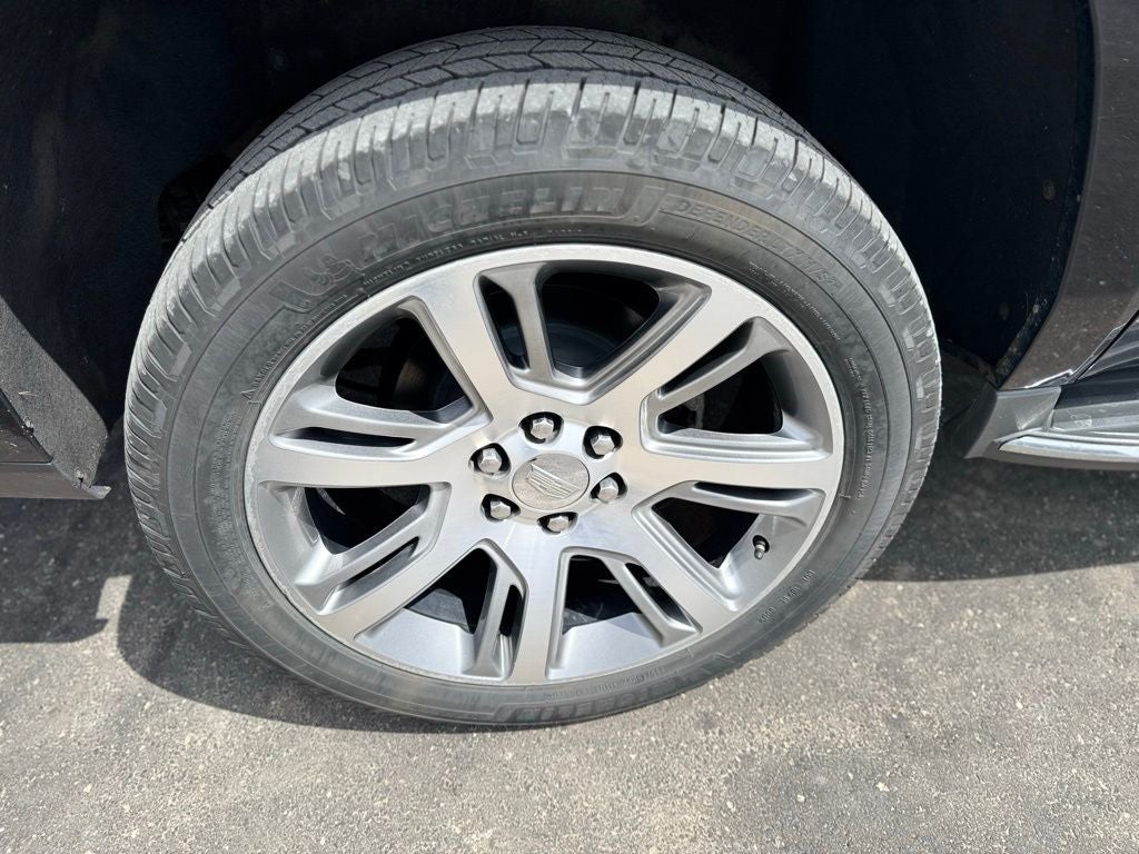 2016 Cadillac Escalade ESV Luxury