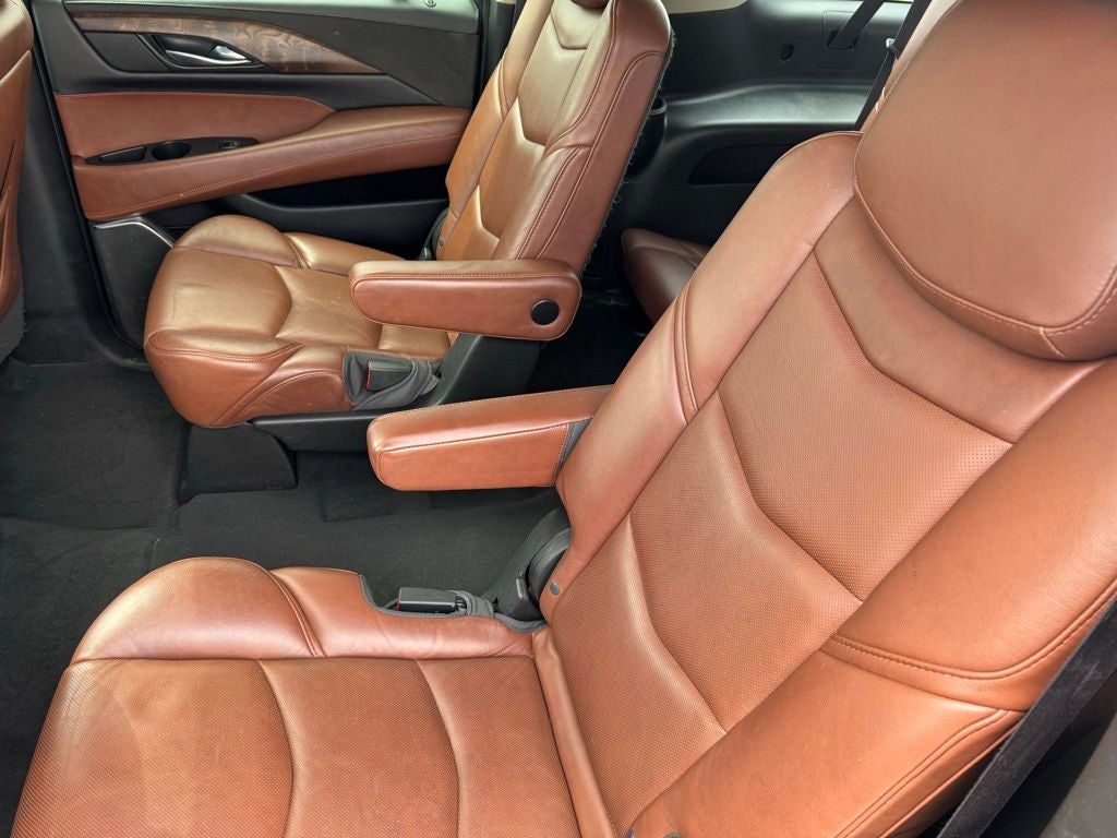 2016 Cadillac Escalade ESV Luxury