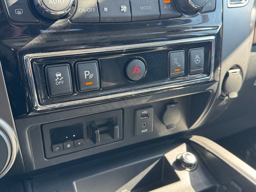 2016 Nissan Titan XD Platinum Reserve