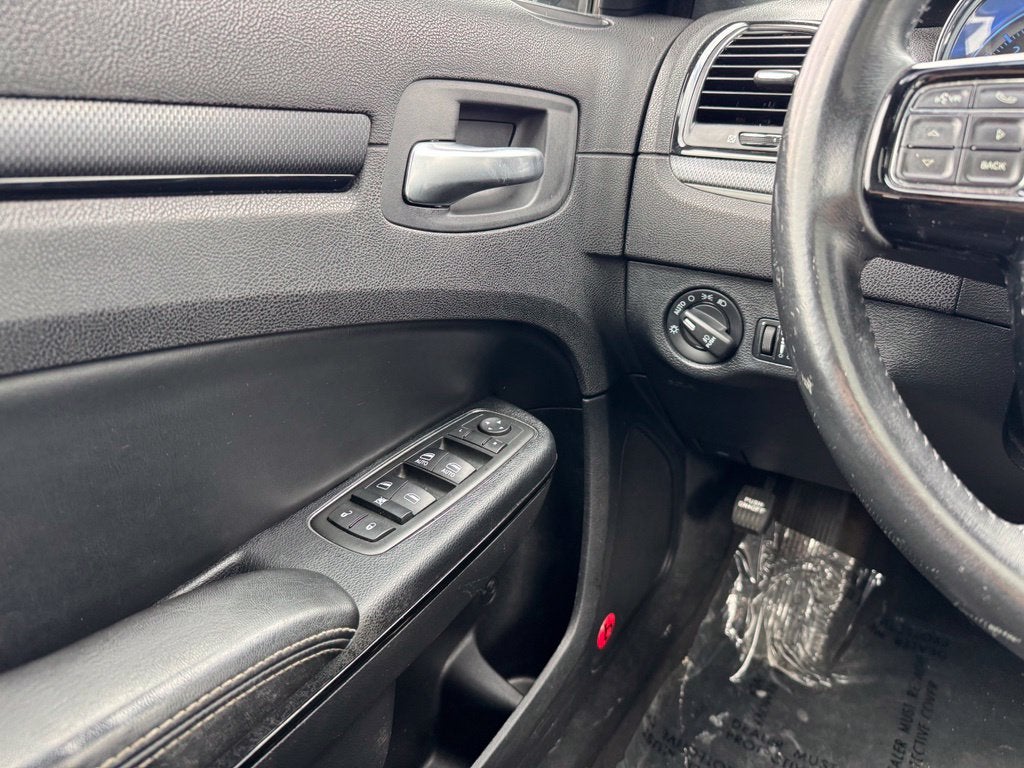 2014 Chrysler 300 S