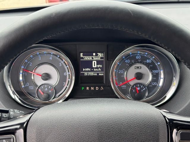 2014 Chrysler Town & Country Touring-L