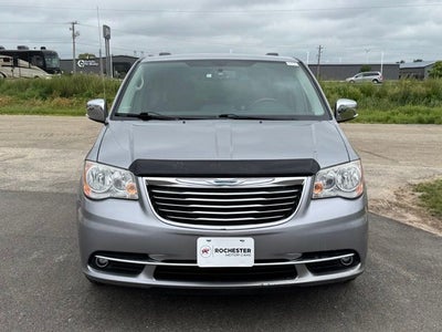 2014 Chrysler Town & Country Touring-L