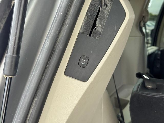 2014 Chrysler Town & Country Touring-L