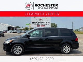 2013 Volkswagen Routan SE