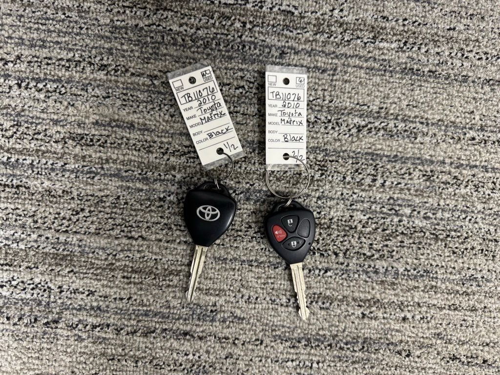 2010 Toyota Matrix Base