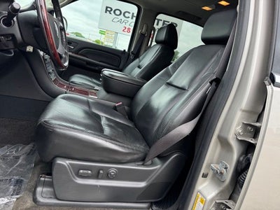 2008 Cadillac Escalade EXT Base