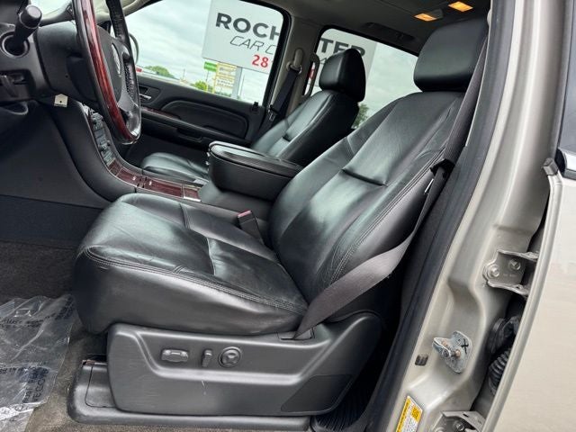 2008 Cadillac Escalade EXT Base