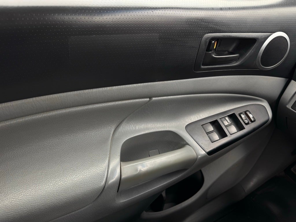 2012 Toyota Tacoma Base V6