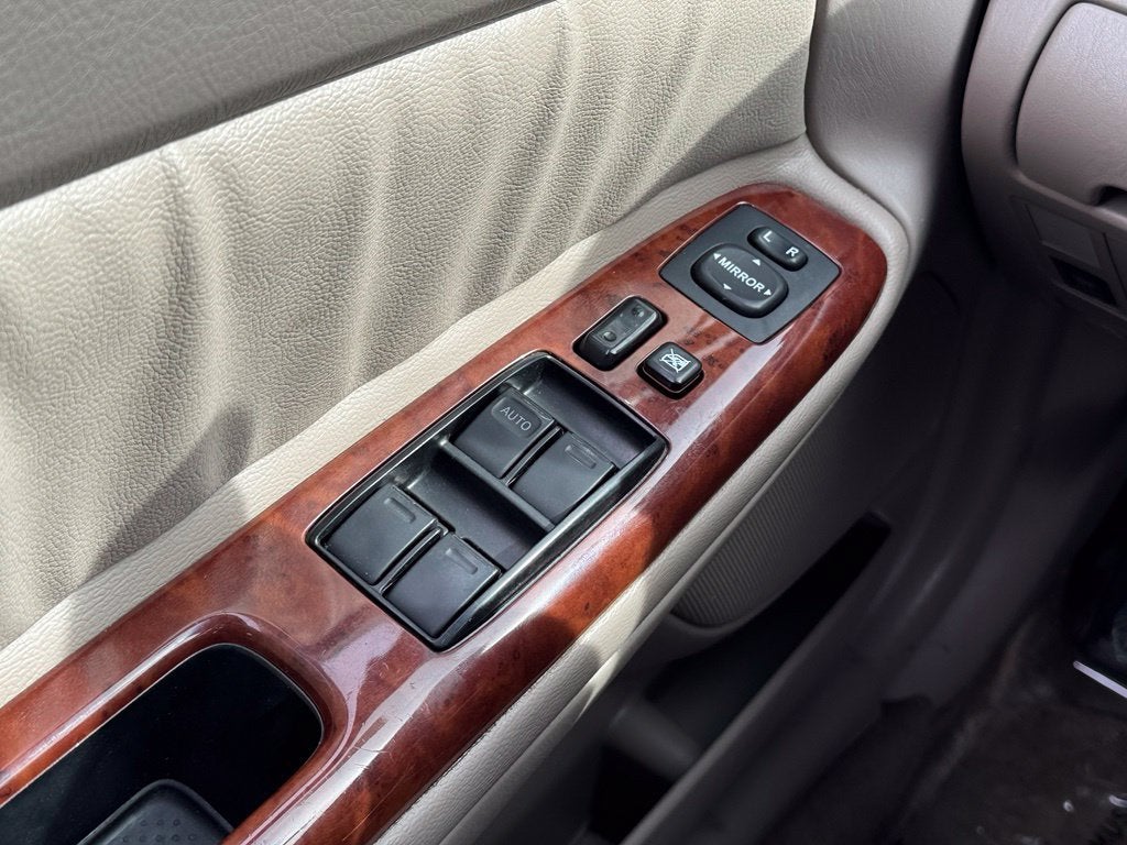2005 Toyota Camry LE