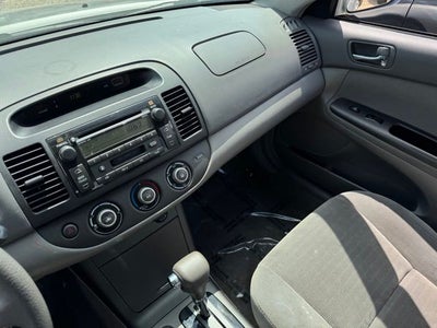 2005 Toyota Camry LE