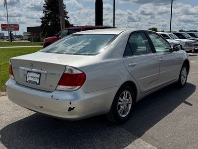 2005 Toyota Camry LE