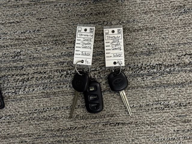 2005 Toyota Camry LE