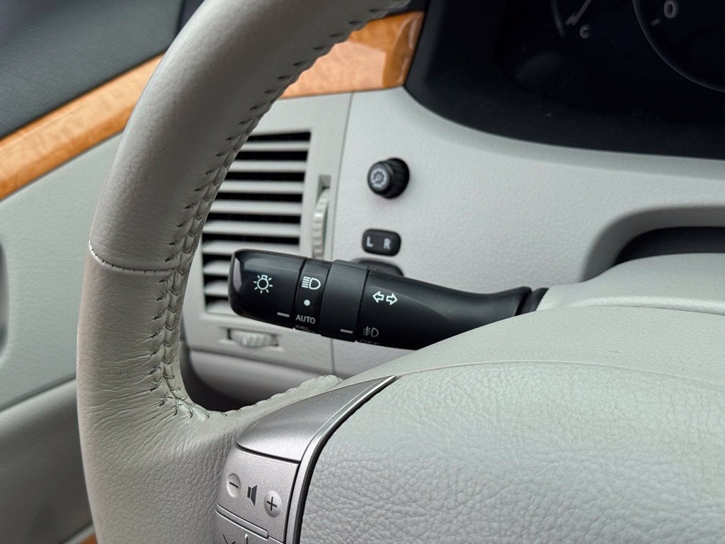 2007 Toyota Avalon XLS