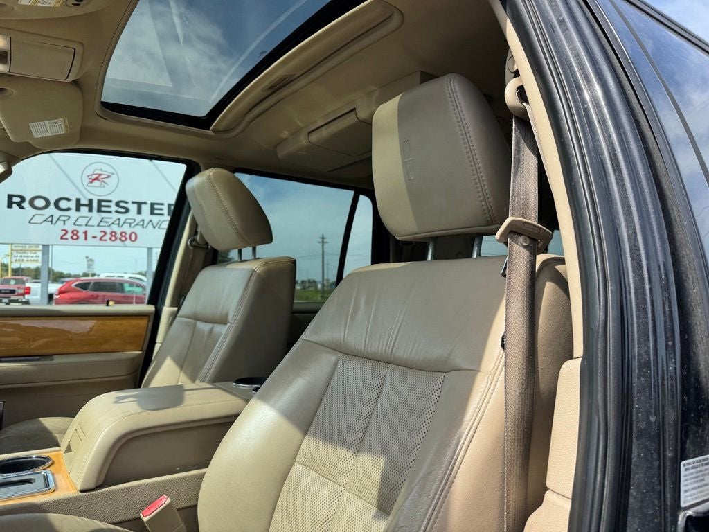 2010 Lincoln Navigator L Base