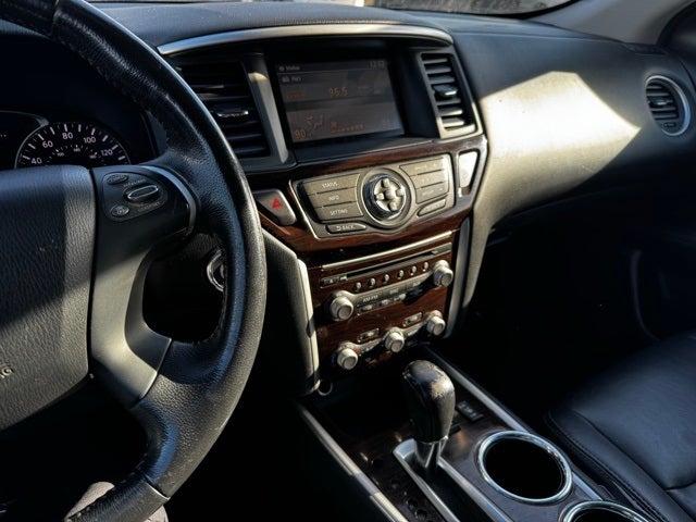 2014 Nissan Pathfinder SL