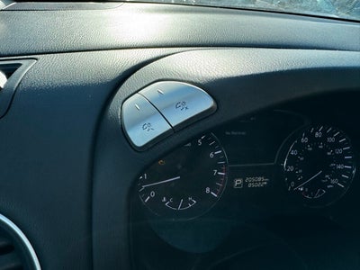 2014 Nissan Pathfinder SL