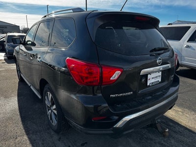 2018 Nissan Pathfinder SL