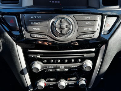 2018 Nissan Pathfinder SV