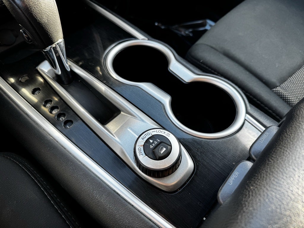 2018 Nissan Pathfinder SV