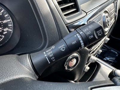 2018 Nissan Pathfinder SV