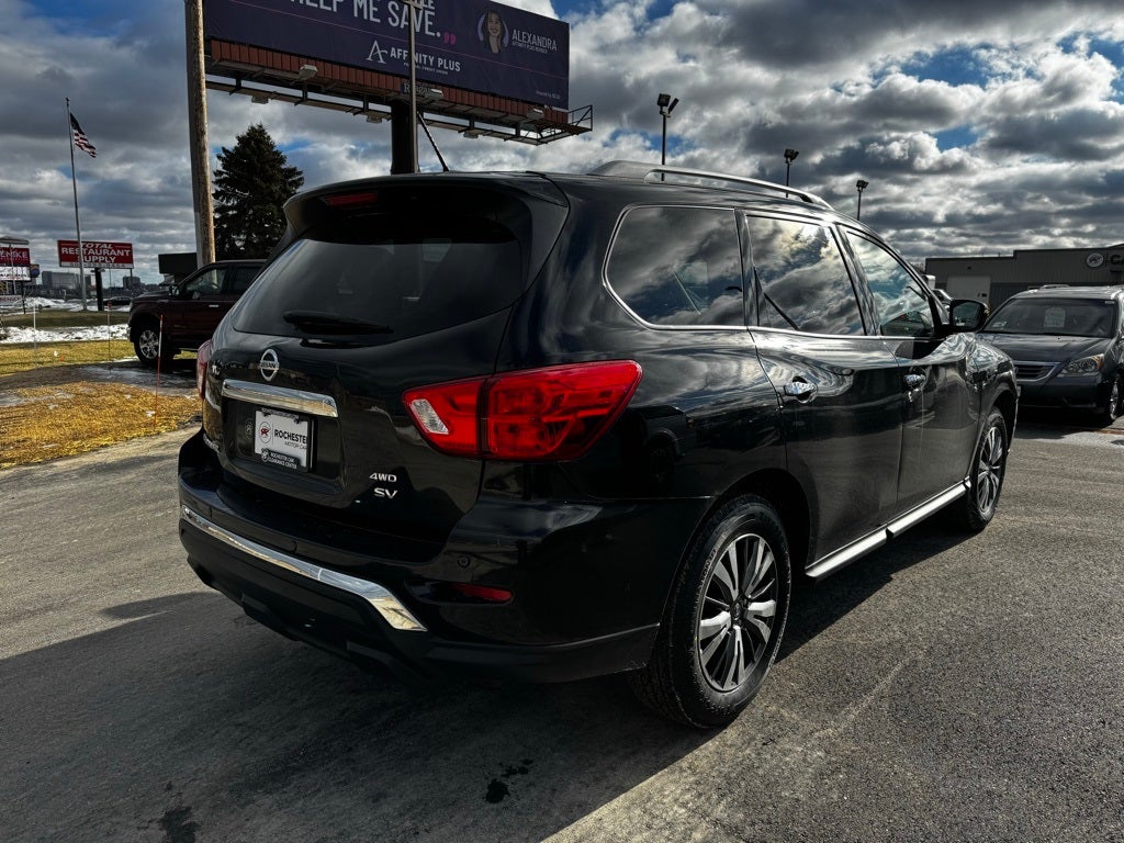 2018 Nissan Pathfinder SV