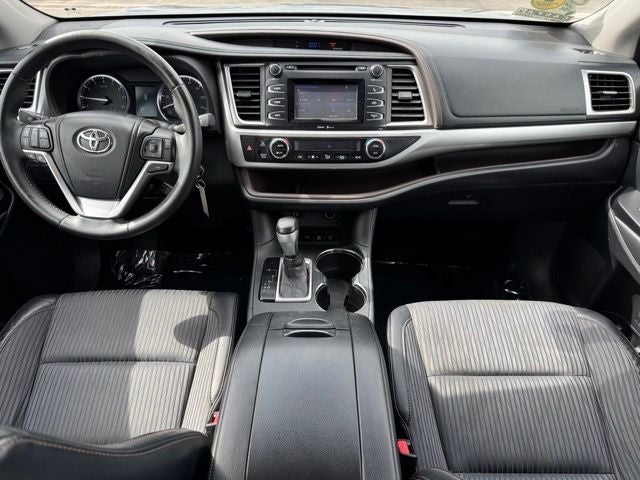 2014 Toyota Highlander LE Plus V6