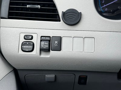 2013 Toyota Sienna XLE 7 Passenger