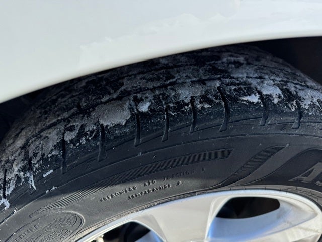 2013 Toyota Sienna LE 8 Passenger