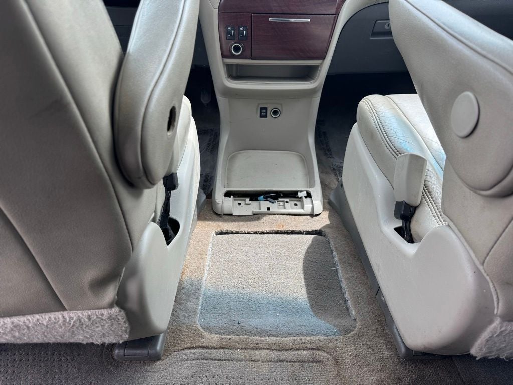 2014 Toyota Sienna XLE 8 Passenger
