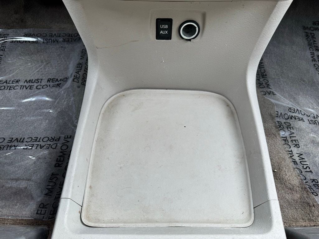 2014 Toyota Sienna XLE 8 Passenger