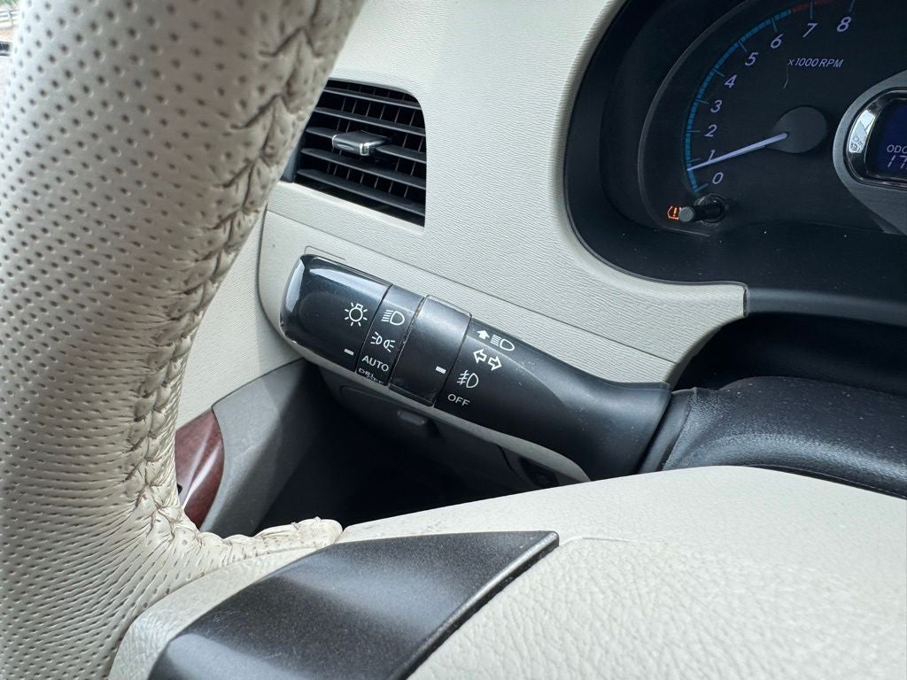 2014 Toyota Sienna XLE 8 Passenger
