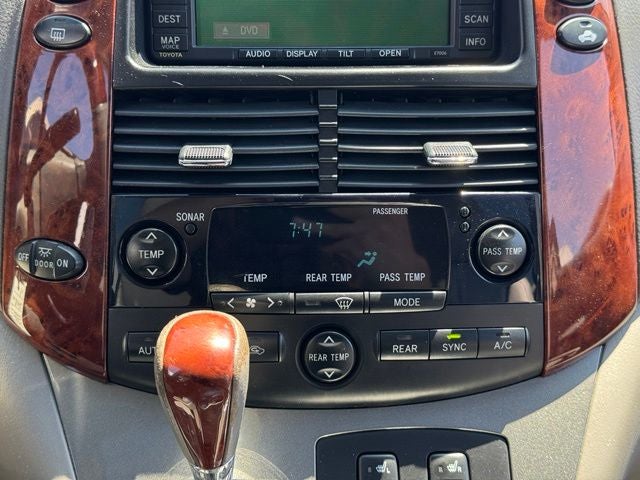 2005 Toyota Sienna XLE Limited 7 Passenger