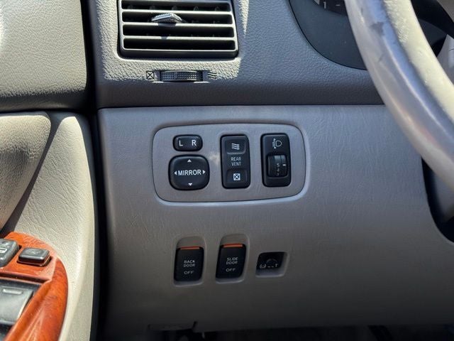 2005 Toyota Sienna XLE Limited 7 Passenger