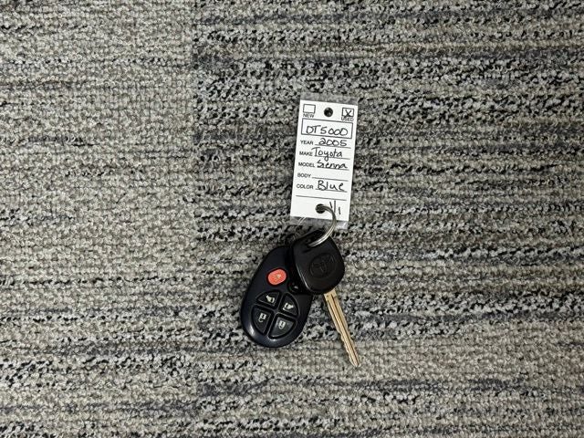 2005 Toyota Sienna XLE Limited 7 Passenger