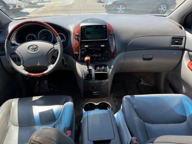 2005 Toyota Sienna XLE Limited 7 Passenger
